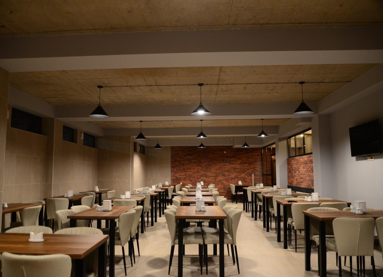 Loft Hotel Bakuriani Eksteriør billede